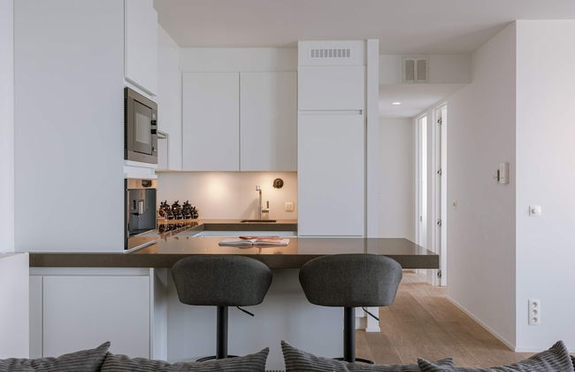 Modern Antwerp Apartment With City Views 2 Bedrooms - Photo 14