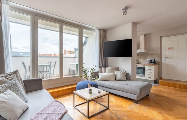 Schoenhouse Avenue by Limehome - Photo 1