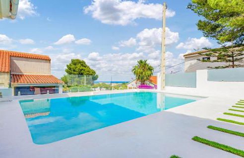 Beautiful Home In Oropesa Del Mar - Photo 10