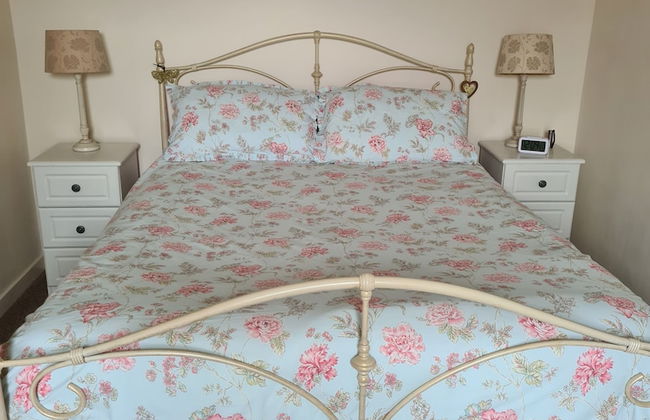 Beautiful 2-bed Semi Rural Cottage Enclosed Garden - Foto 4