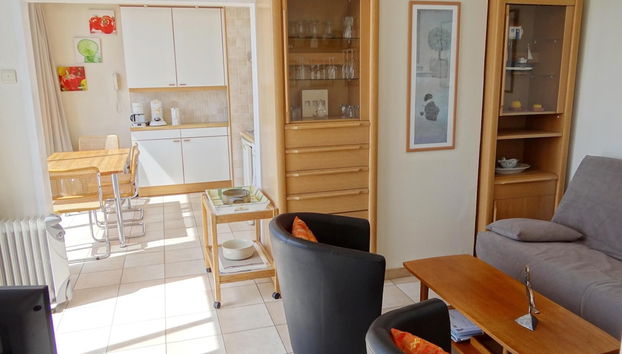Apartment in Nieuwpoort With Beach Access - Foto 4, Sala de estar