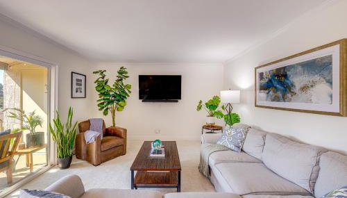 San Diego Condo with Pool Access about 2 Mi to Beach! - Foto 5