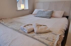 Cosy 2 bed house in Aylesbury - Foto 17