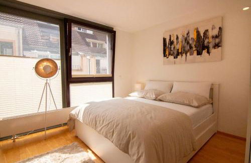 Exklusive 1-Zimmer-Wohnung in KA-Stadt - Foto 5