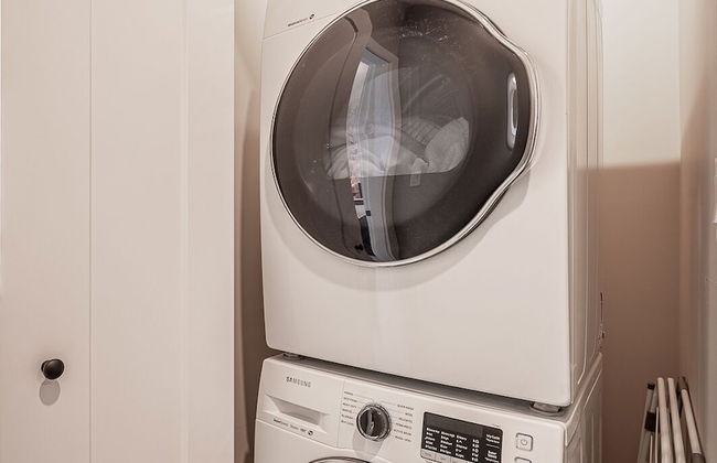 Grizzly Ridge Getaway Brand New, Hot Tub, Sleeps 11 - Photo 34