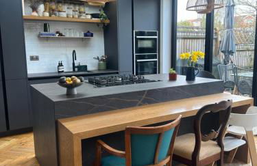 Charming Family Home near Richmond Park - Foto 21