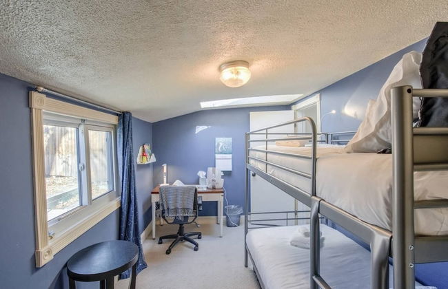 Downtown 1900 Classic 3 Bedroom Value - Photo 3