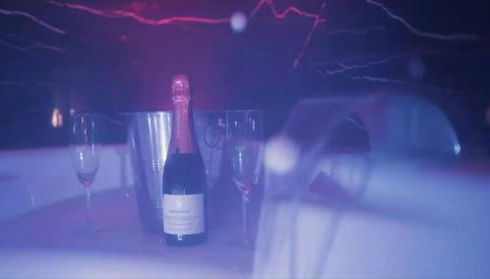 Spa-Sauna-Ciel de pluie tropicale-Champagne Nuit Romantique - Escapade Mâconnaise - Foto 4