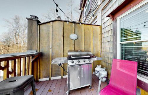 Spacious Lakeview Townhouse Sleeps 8 Deck Grill - Foto 14