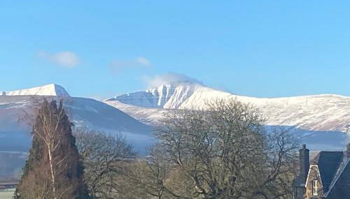 Mountain Suite, Stunning Views, Brecon Beacons - Photo 2