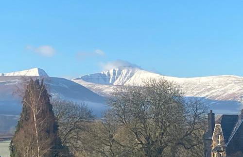 Mountain Suite, Stunning Views, Brecon Beacons - Photo 2