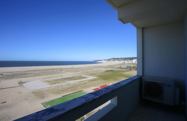 Sea Side Luxury Apartment - Photo 8