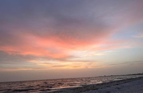 Always Summer On a White Sandy Beach - Foto 36