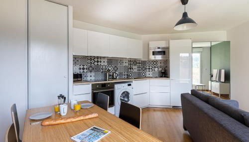 A 5 min de Bordeaux centre - Terrasse - Pied du tram - Foto 1