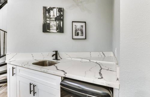 North San Diego Retreat with Deck, Fire Pit Table! - Foto 14