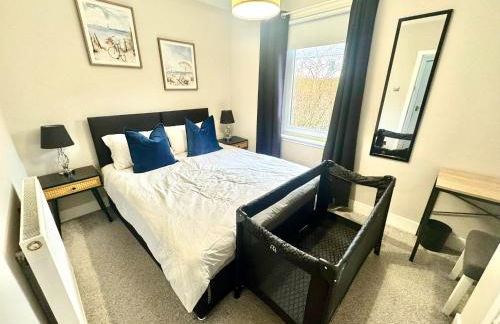 South Gyle House - SuperFast WiFi and Free Parking - 7 minutes from Edinburgh Airport - Foto 10