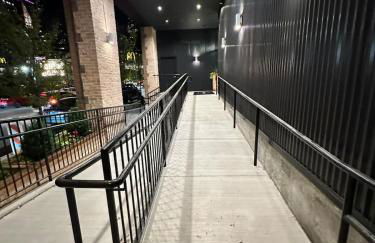 River North Rooftop With In and Out Parking 1 - Foto 20