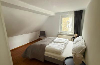 Ferienhaus für Familientreffen mit großem Garten, Parkplätzen - Foto 7