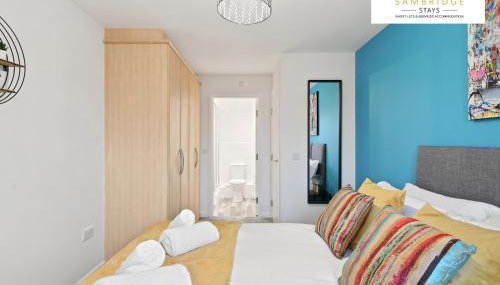 Beautiful 2 Bedroom Seviced Apt in Aylesbury By Sambridge Stays Short Lets & Serviced Accommodation - Foto 2