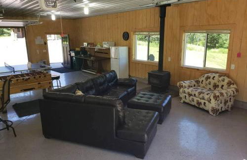 Luxury Lodge on 40 Private Acres • HUMM Sauna • Party Barn • - Foto 37