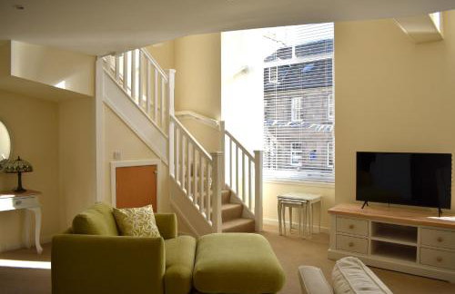 WEE SUZIE STAYS - Stunning George St Apartment - Foto 12