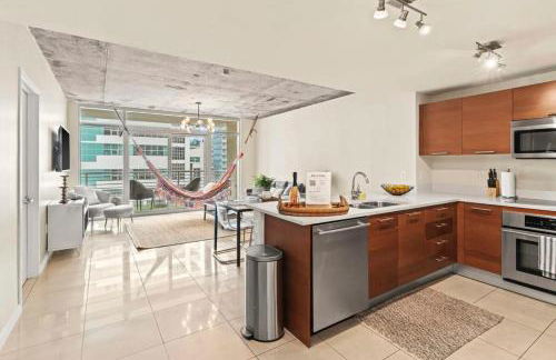 Urban Retreat - Location Pool Gym & Parking - Foto 7