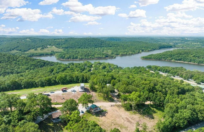 Romantic Lake Haven - Couples' Cabin - Foto 38