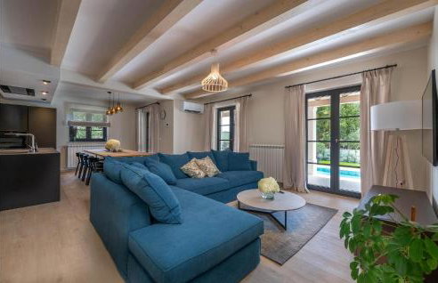 5 Bedroom Nice Home In Manjadvorci - Foto 3