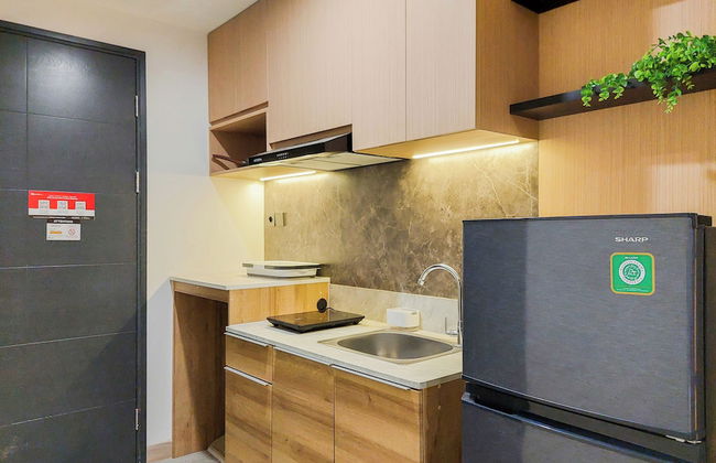 Restful And Cozy Stay Studio With Balcon At Collins Boulevard Apartment - Photo 5