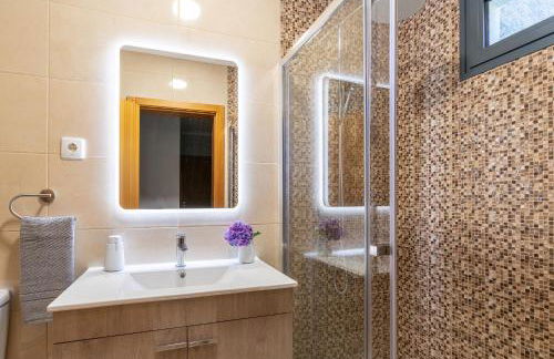 Goncalves House - AC and private parking - Foto 18