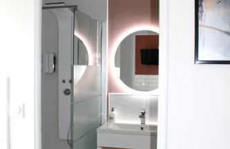 L'Équinoxe - Parking privé - Zapart'Hôtels - Photo 12