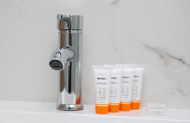 Apartment Popiełuszki Warsaw by Renters - Foto 36