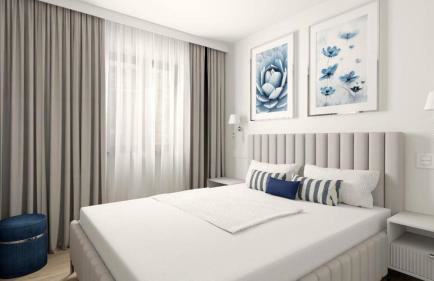 A top-floor modern apartment Located 100 meters from the beach - Foto 1