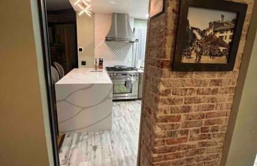 4 BR Luxurious-Gem Mansion in Heart of Denver - Foto 22