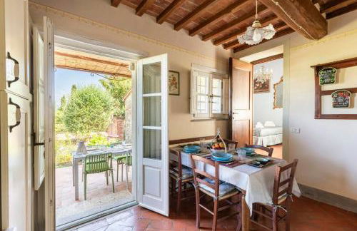 House With Wood-Fired Oven Near Arezzo - Photo 7