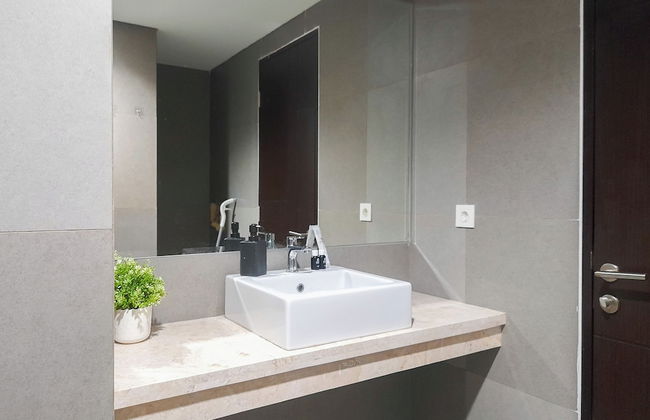 Comfort Stay 1BR at Patraland Amarta Apartment - Foto 11