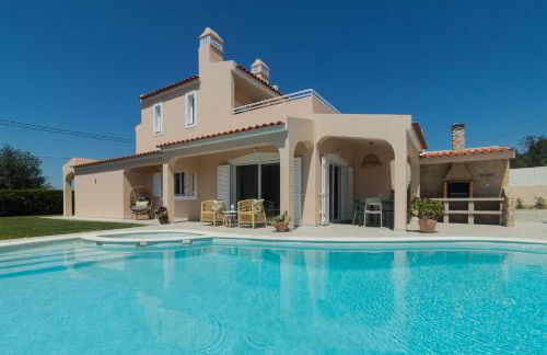 Villa Juliet - Photo 1