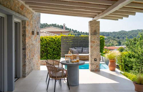 Stone build suite with private pool - Foto 12