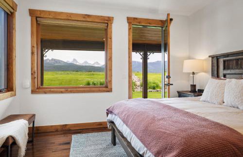 Teton Melody by KABINO Partial Air Conditioning Hot Tub FirePit Foosball Telescope Games WiFi Grill Mtn Views - Foto 29