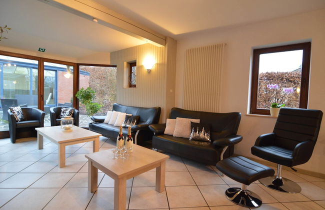 Holiday Home in Waimes With Pool & Sauna - Foto 14