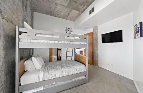 Oceanfront Experience - Photo 38