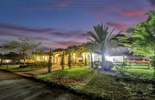 8-BR with Pool & Mini-golf & Soccer - Foto 145