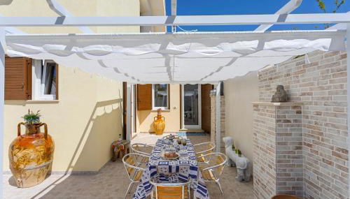 Silver Home - house in the center with garden, Otranto - Foto 1, Garden