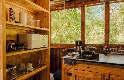 Chalé romântico com banheira aquecida - Foto 28