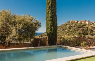 Villa renovada vista al mar y piscina climatizada - Foto 4