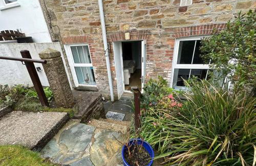 Beautiful & Peaceful Garden Retreat at 'The Lower Deck' - Foto 15