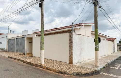 Casa Completa com Churrasqueira em Patos de Minas - Photo 26