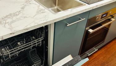 FeWo BEE61 * Langen EXKLUSIV für 4 Personen *Vollausstattung mit Küche* inklusive TERRASSE - Foto 2, stove