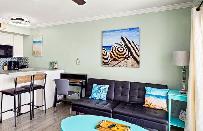 Charming Waterfront Condo - Foto 7