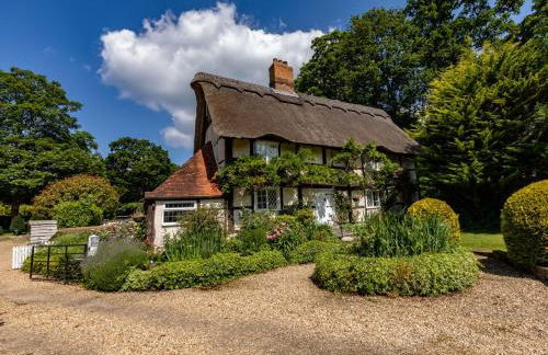 6 Bed in Boldre 56765 - Photo 2